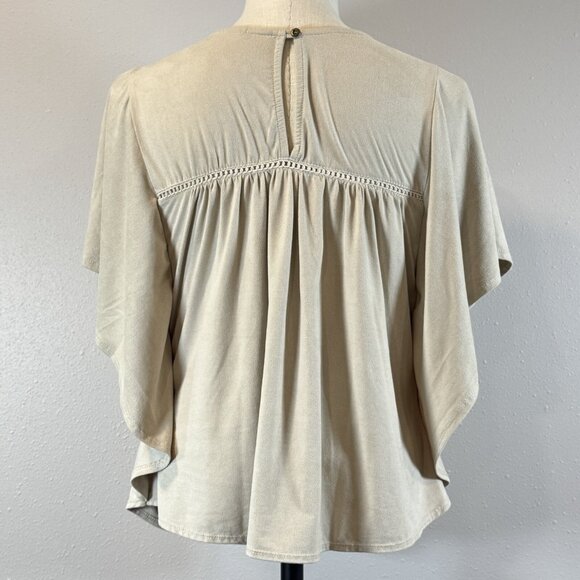 Maurices Womens Beige Tan Eyelet Blouse Short Dolman Sleeves Keyhole Size Small - Picture 3 of 15